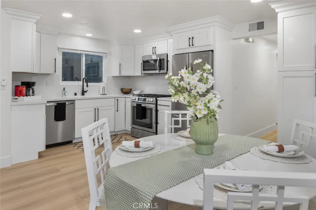 Additional image 37 of 114 Onyx Ave, Newport Beach, CA 92662