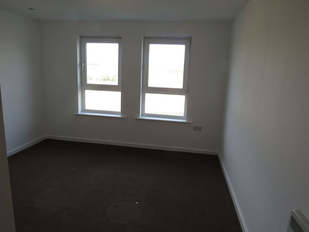 Additional image 22 of 3 bed flat for saleFlat, Cwrt Westfa, Pentre Doc Y Gogledd, Llanelli SA15