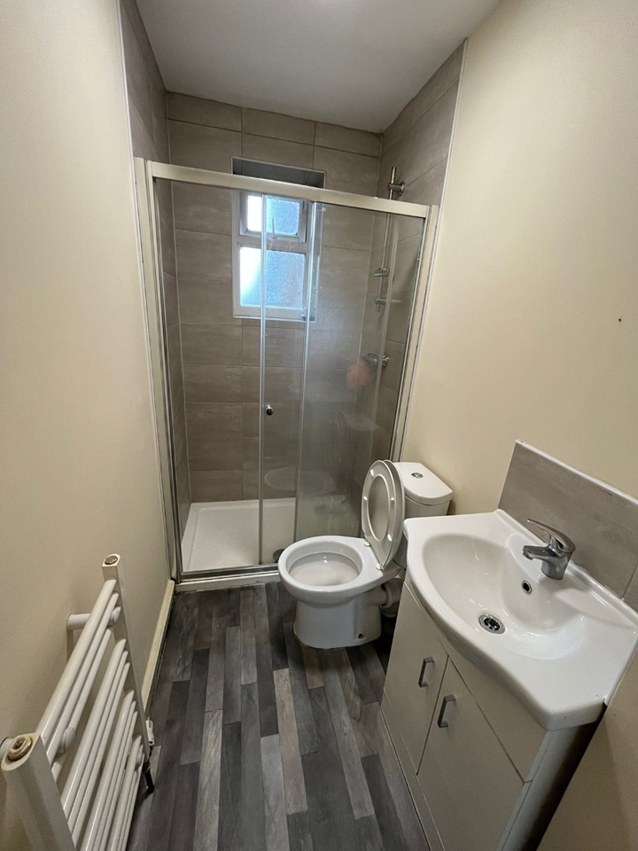 Additional image 6 of Room in a Shared House, Recreation View, LS11, N1 7GU