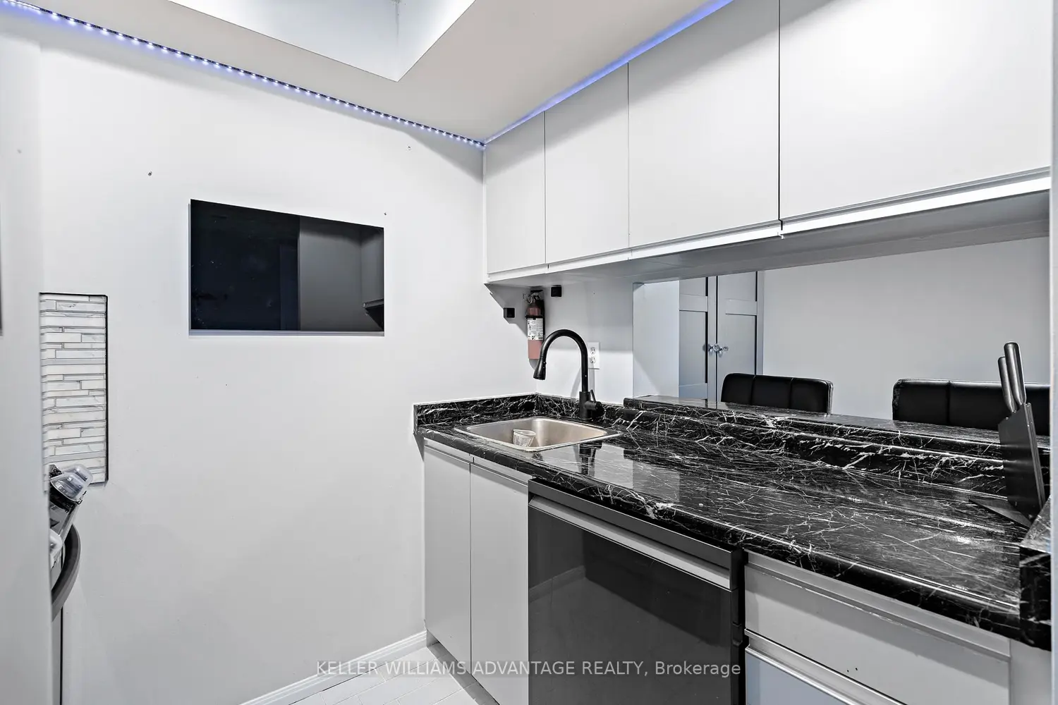 Additional image 12 of 705 King Street 1707