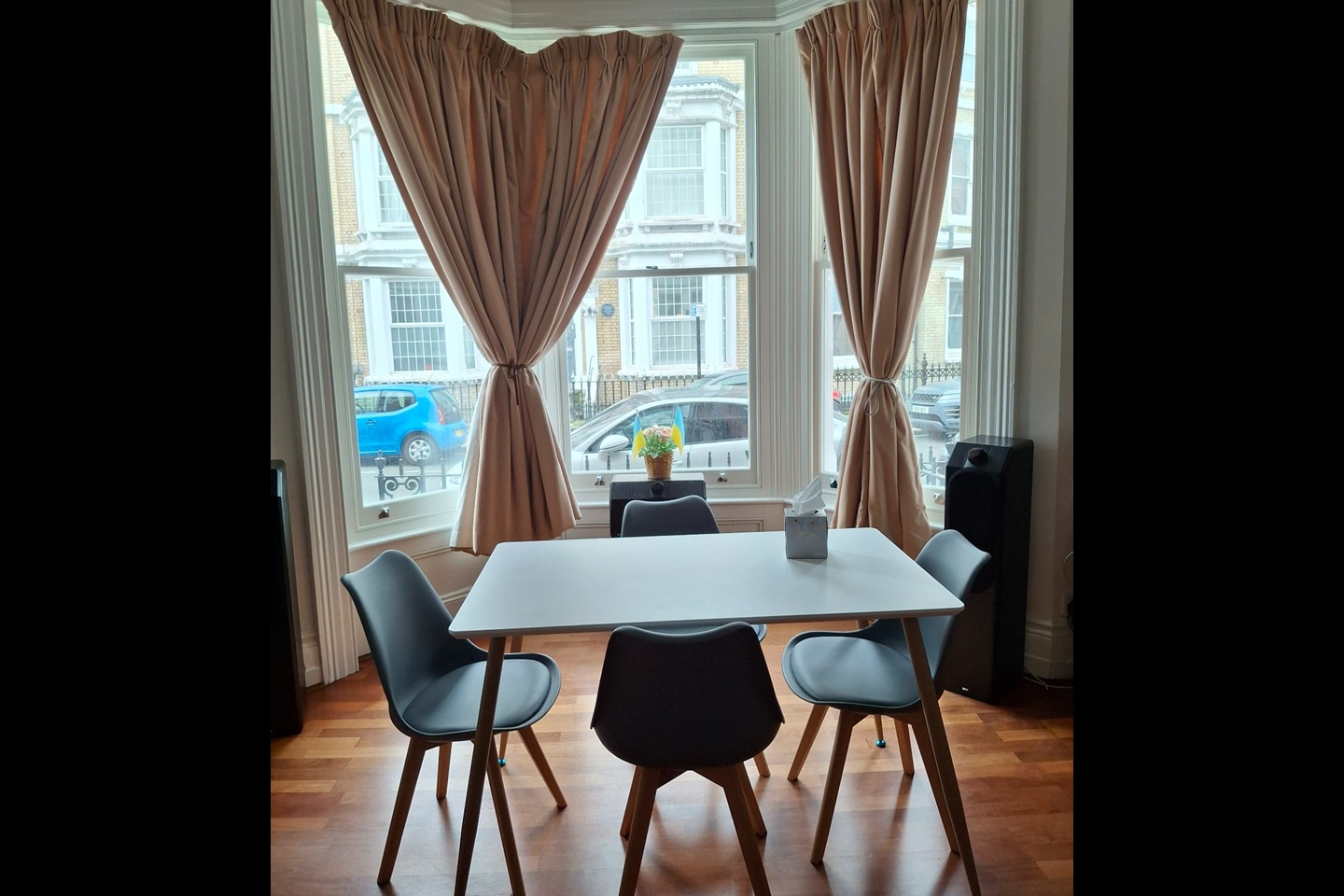 Room in a Shared Flat, Beaumont Crescent, W14, N1 7GU