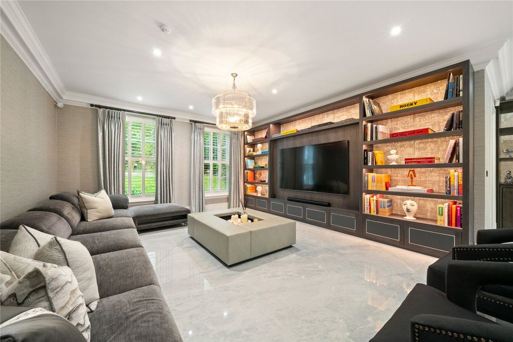 Additional image 15 of 6 bed detached house for saleHeathfield Avenue, Sunninghill, Berkshire SL5