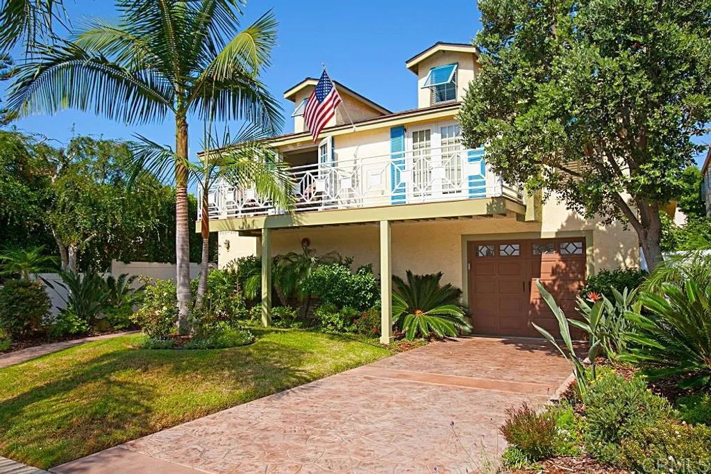 Additional image 2 of 814 D Ave, Coronado, CA 92118