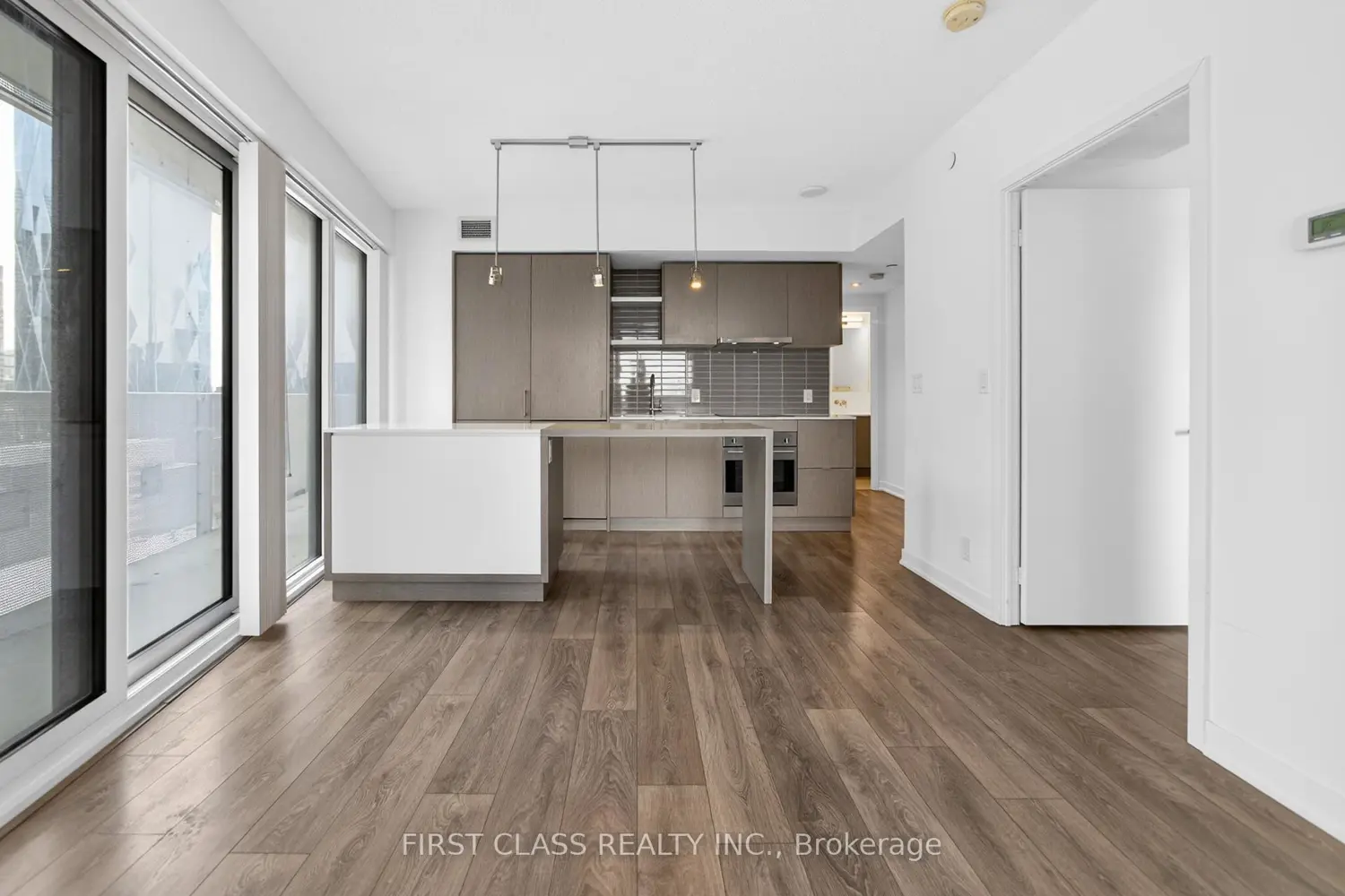 Additional image 7 of 100 Harbour Street 2502