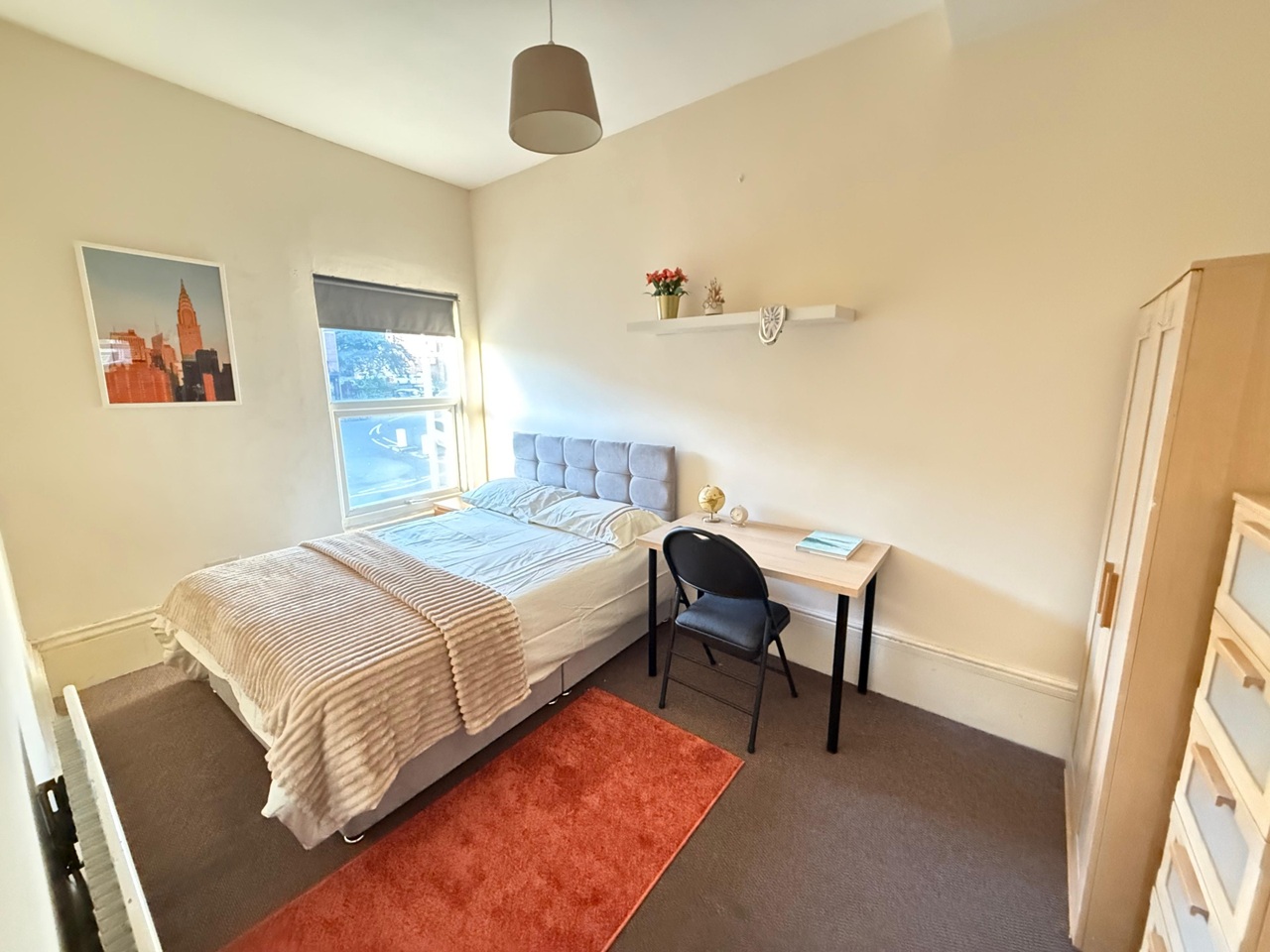 Room in a Shared Flat, Woodsley Road, LS3, N1 7GU