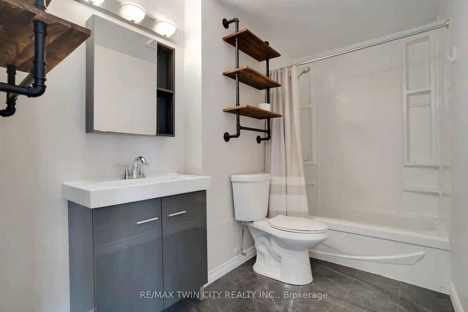 Additional image 7 of 270 Eiwo Court 208