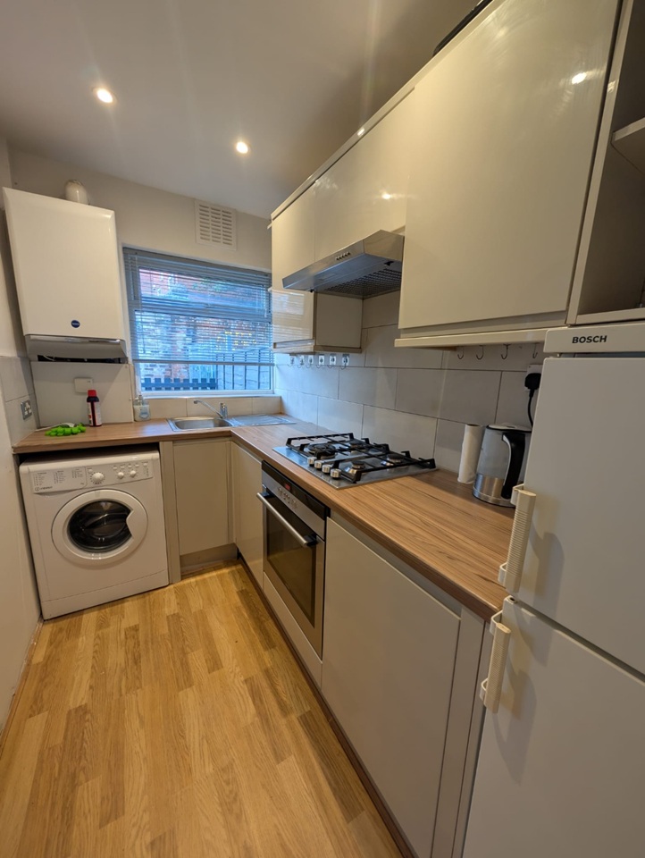 Additional image 12 of 3 Bed Semi-Detached House, Kelso Gardens, LS2, N1 7GU