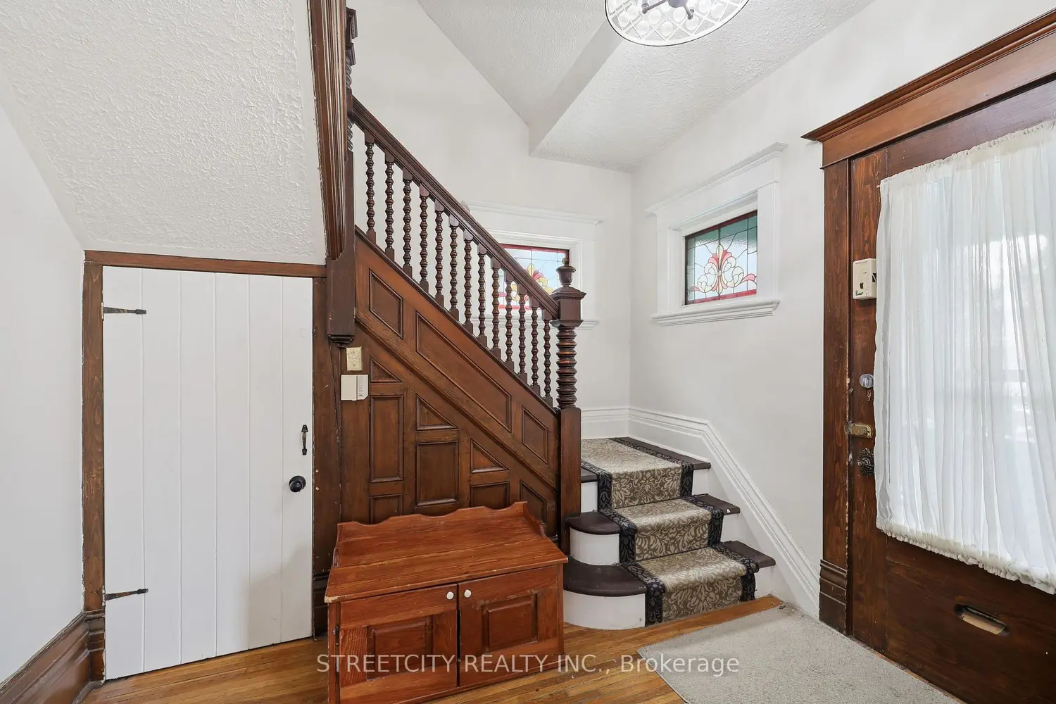 Additional image 5 of 8 Bellevue Avenue