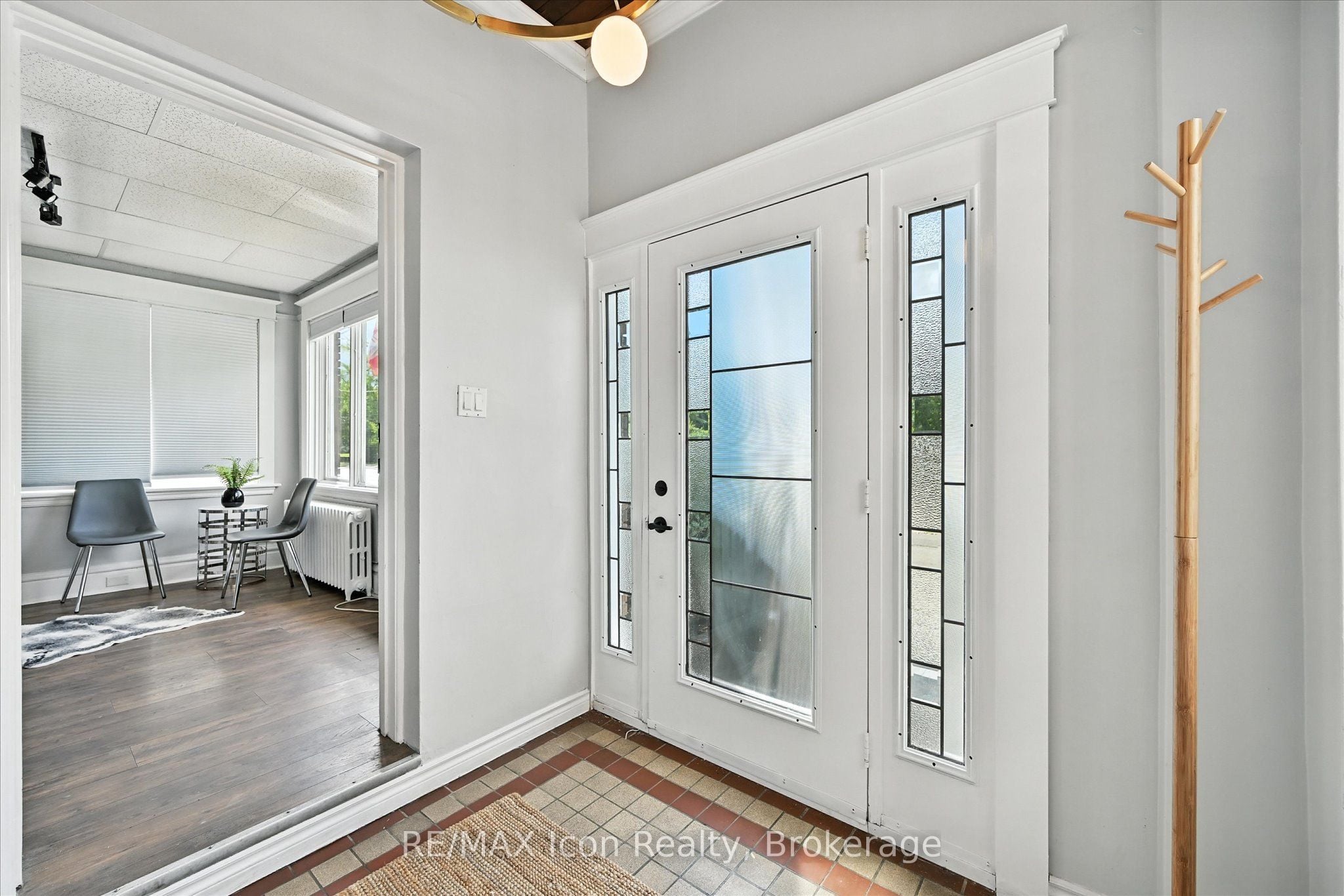 Additional image 3 of 1047 Main Street E, Hamilton, ON, L8M 1N5