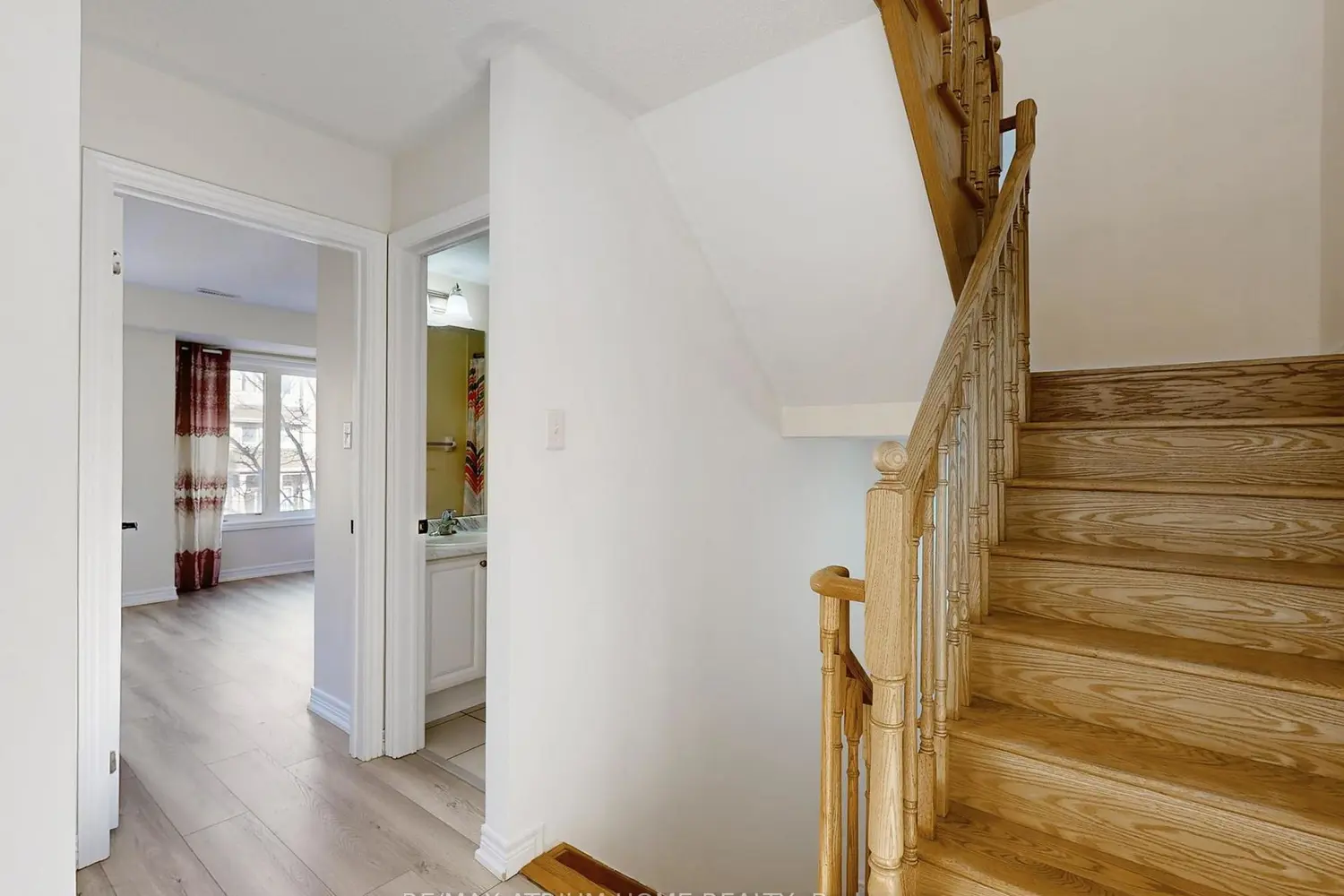 Additional image 12 of 17 Kawneer Terrace