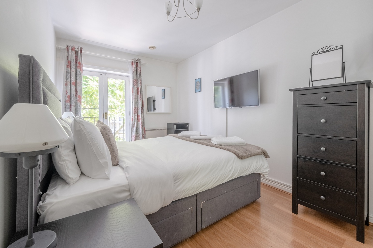 Additional image 2 of 1 Bed Flat, Ashmore House, W14, N1 7GU