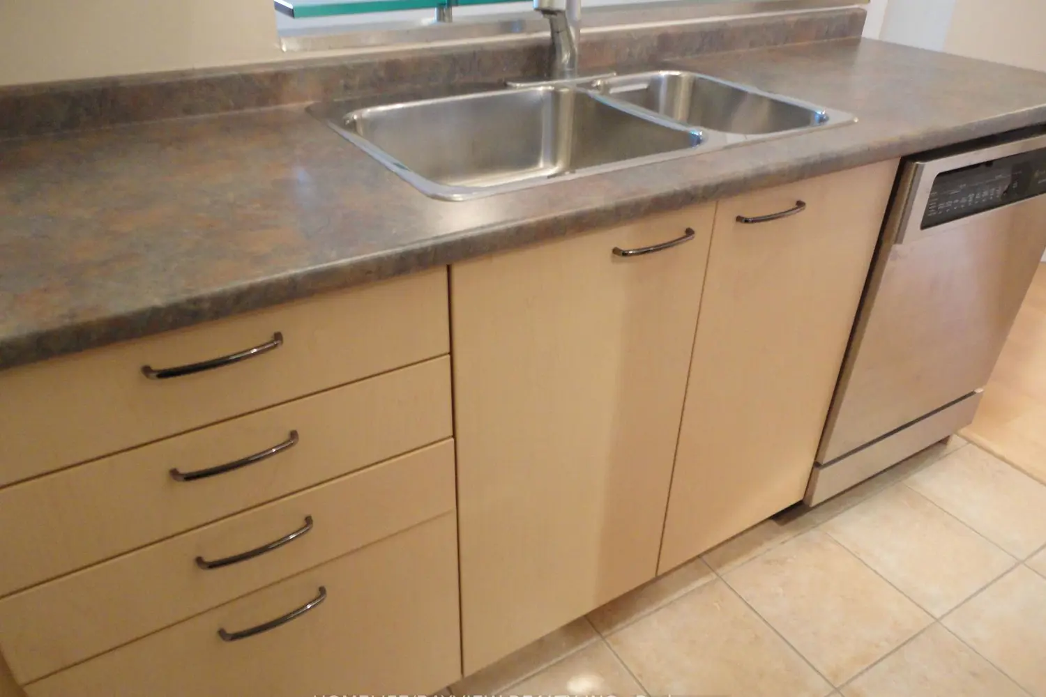 Additional image 7 of 438 Richmond Street 407