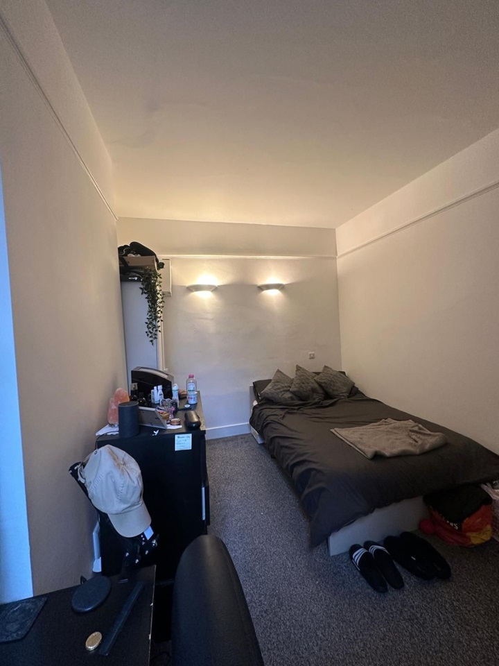 Additional image 2 of 2 Bed Flat, Edgeley Road, SW4, N1 7GU