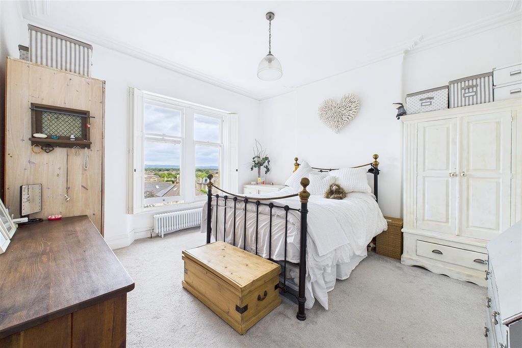 Additional image 7 of 2 bed flat for salePopular Location Close To Hill Road, Clevedon BS21