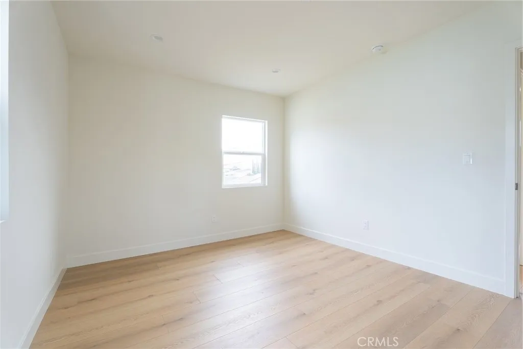 Additional image 21 of 1065 E Spazier Ave Unit 202, Burbank, CA 91502