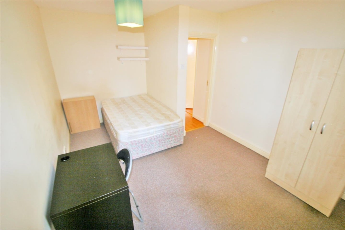 Additional image 6 of 3 Bed Flat, North Hill Road, LS6, N1 7GU