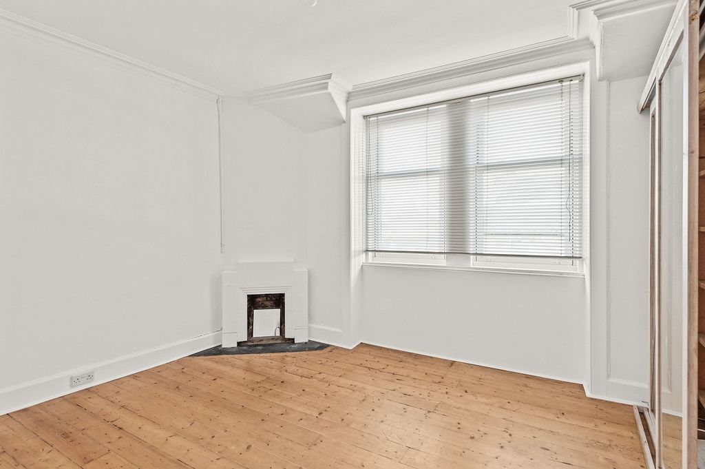 Additional image 11 of 4 bed flat for saleLion Well Wynd, Linlithgow EH49