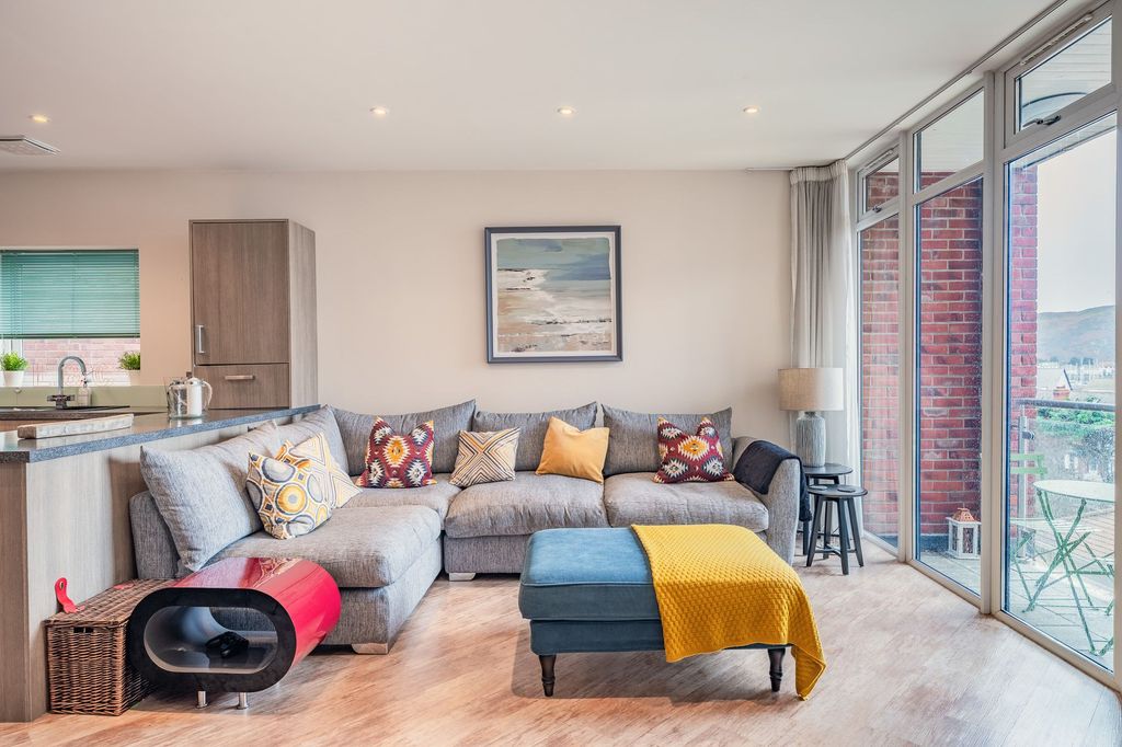 Additional image 3 of 2 bed flat for saleDeganwy Road, Deganwy LL31