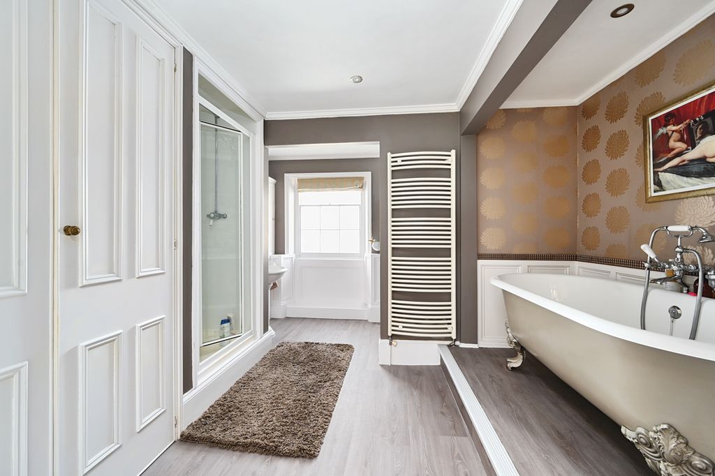 Additional image 25 of 3 bed flat for saleLewes Crescent, Brighton BN2