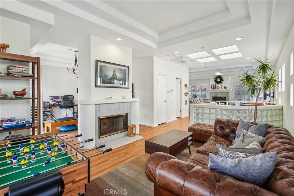 Additional image 55 of 221 S Francisca Avenue Unit A, Redondo Beach, CA 90277