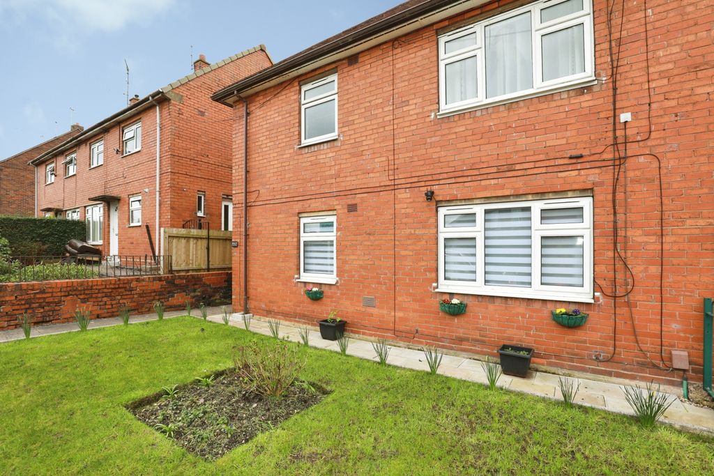 2 bed flat for saleAshman Street, Smallthorne, Stoke-On-Trent ST6