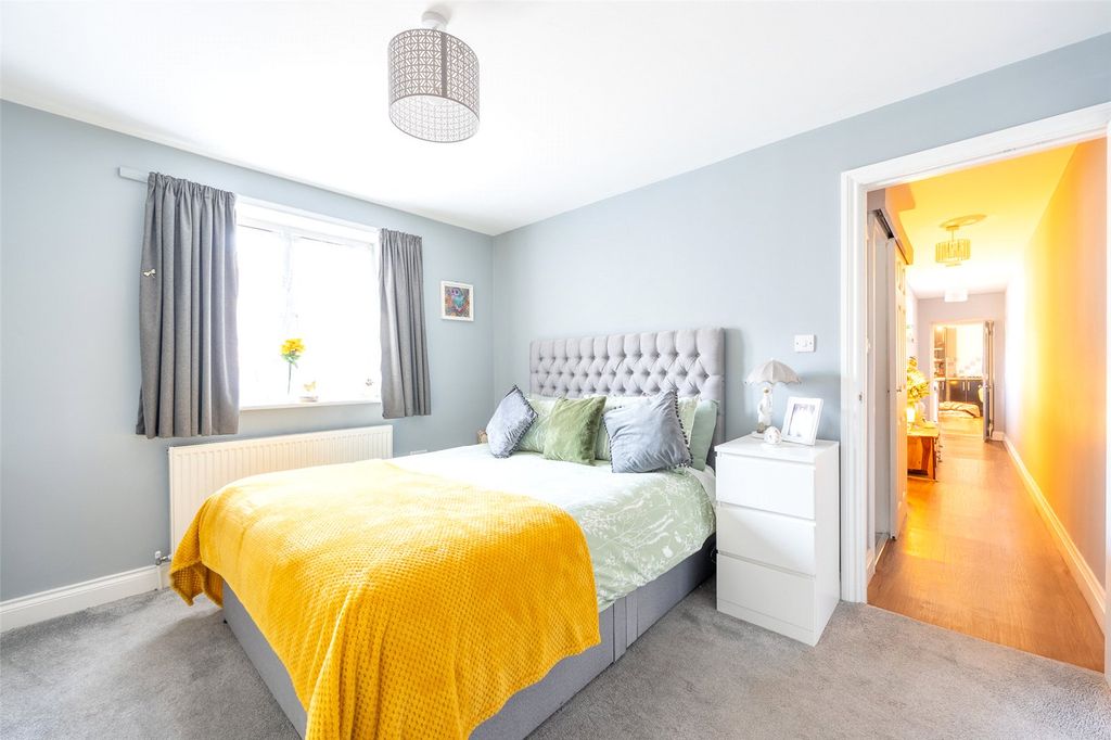 Additional image 18 of 3 bed flat for saleSt. Pauls Road, Weston-Super-Mare, Somerset BS23