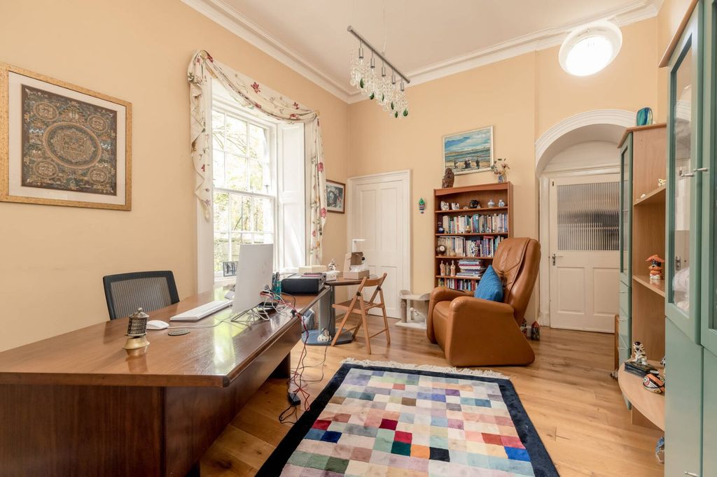 Additional image 7 of 8 bed detached house for saleNew Road, Bannockburn, Stirling, Stirlingshire FK7