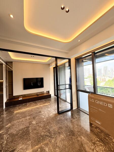 Additional image 3 of 19 Nassim Hill