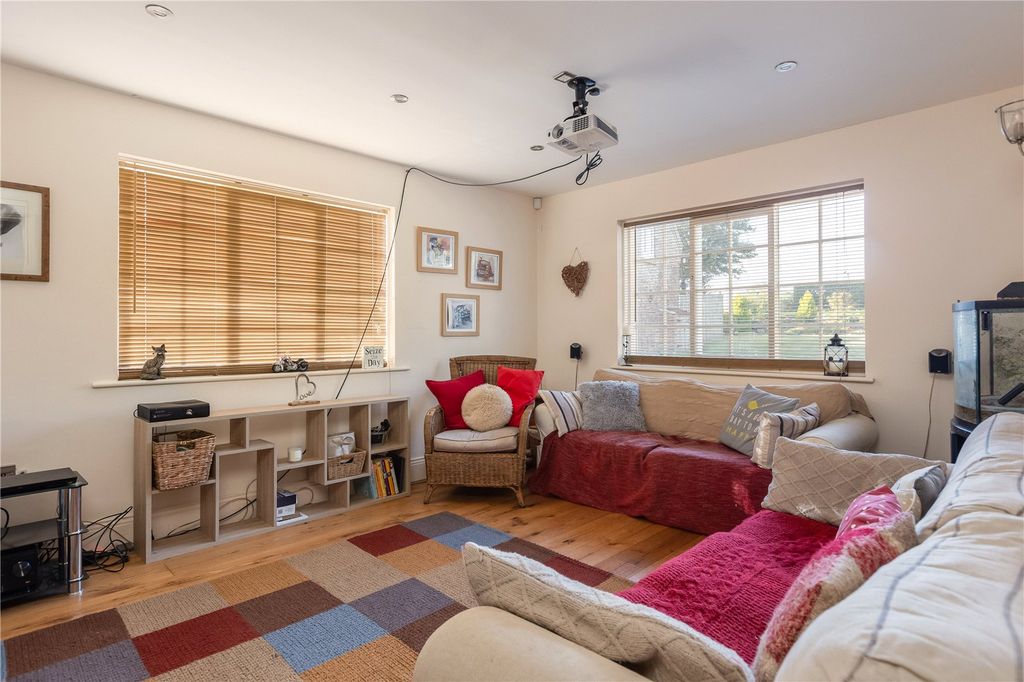Additional image 6 of 5 bed detached house for saleDringhoe, Driffield, East Riding Of Yorkshire YO25