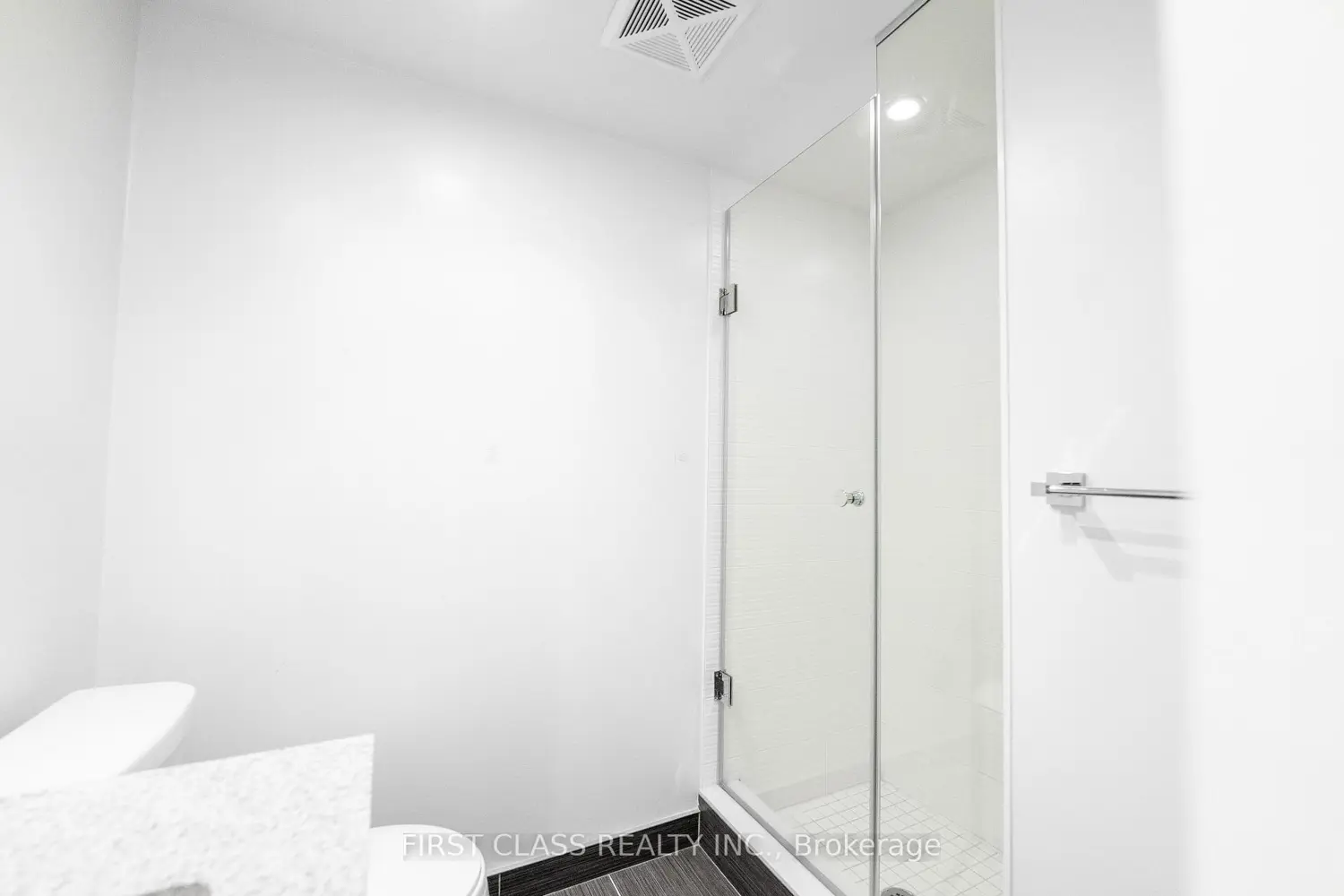 Additional image 7 of 525 Adelaide Street 1022
