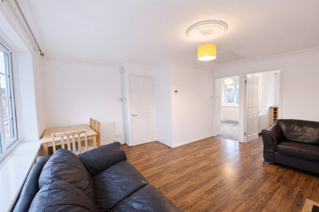 Additional image 4 of Raddlebarn Farm Drive, Birmingham, B29