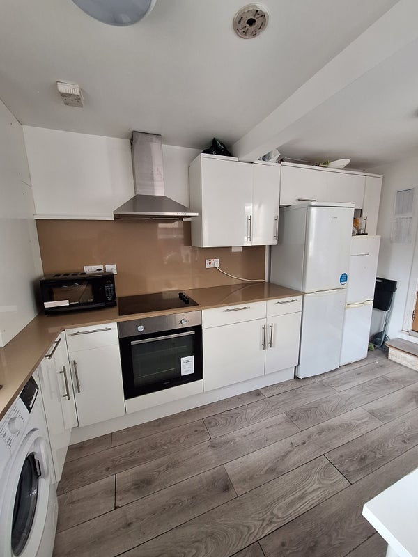 Additional image 8 of Room in a Shared House, London, E2, E2 6AW