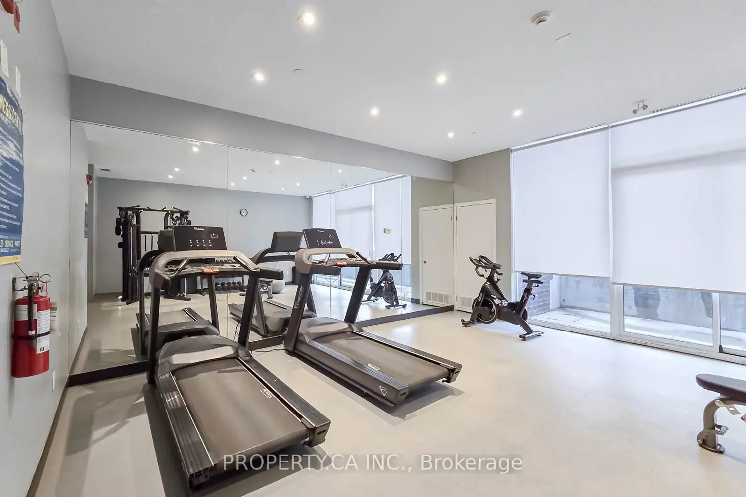 Additional image 15 of 3560 St Clair Avenue 424