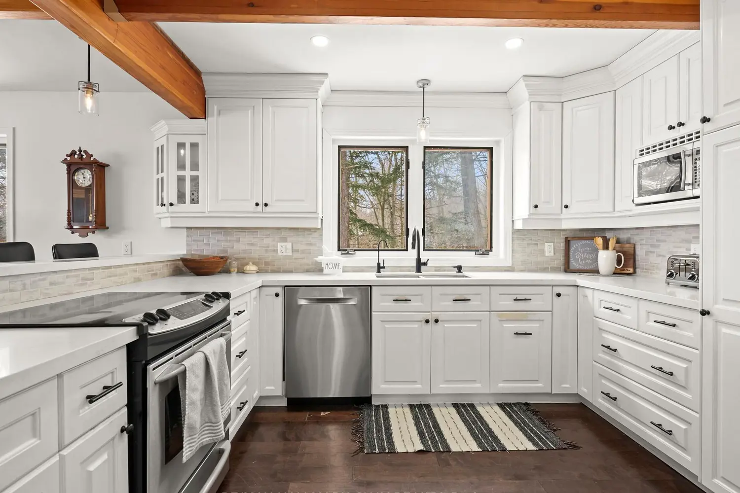 Additional image 12 of 42 Mountainview Road