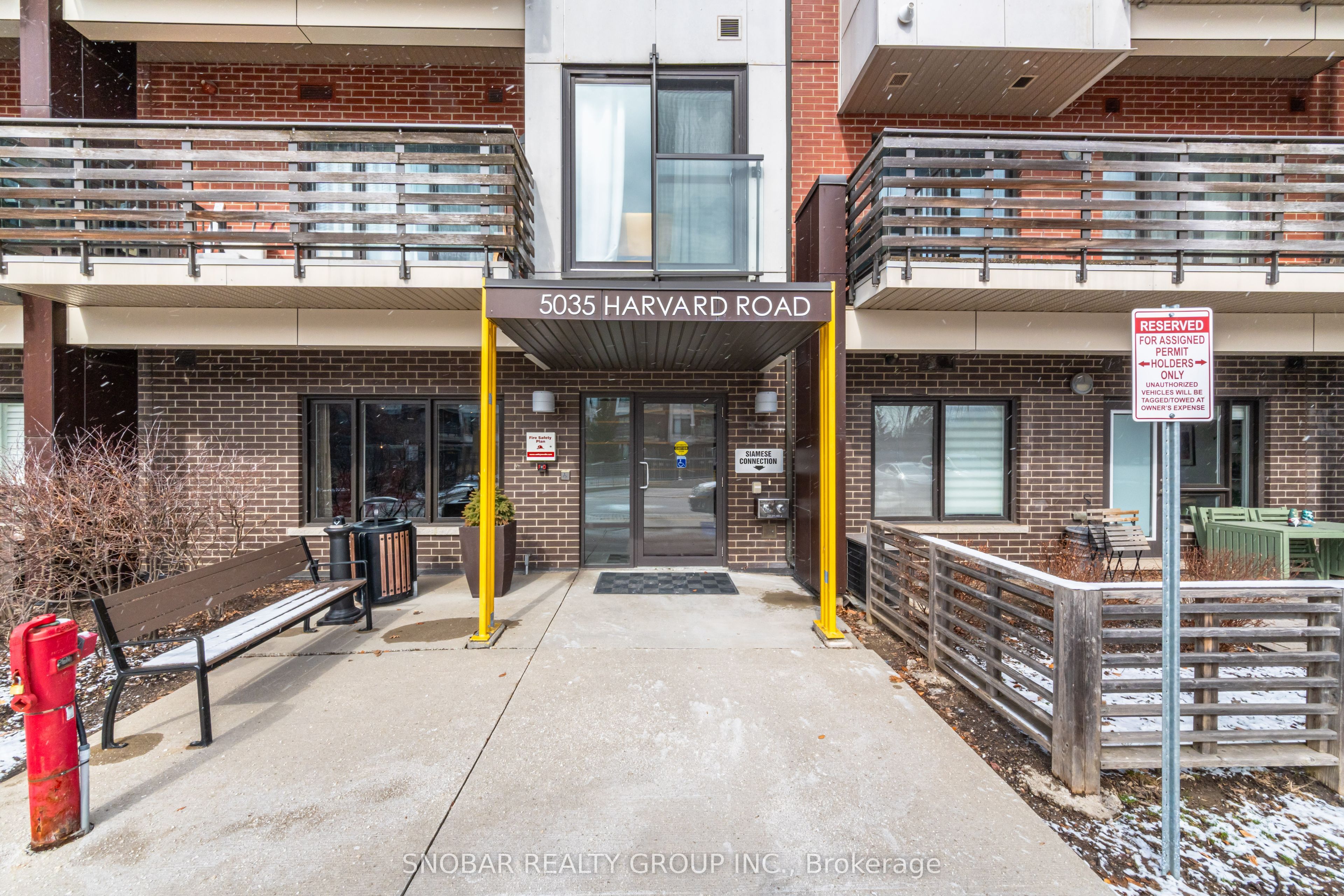 304-5035 Harvard Road, Mississauga, ON, L5M 0W6