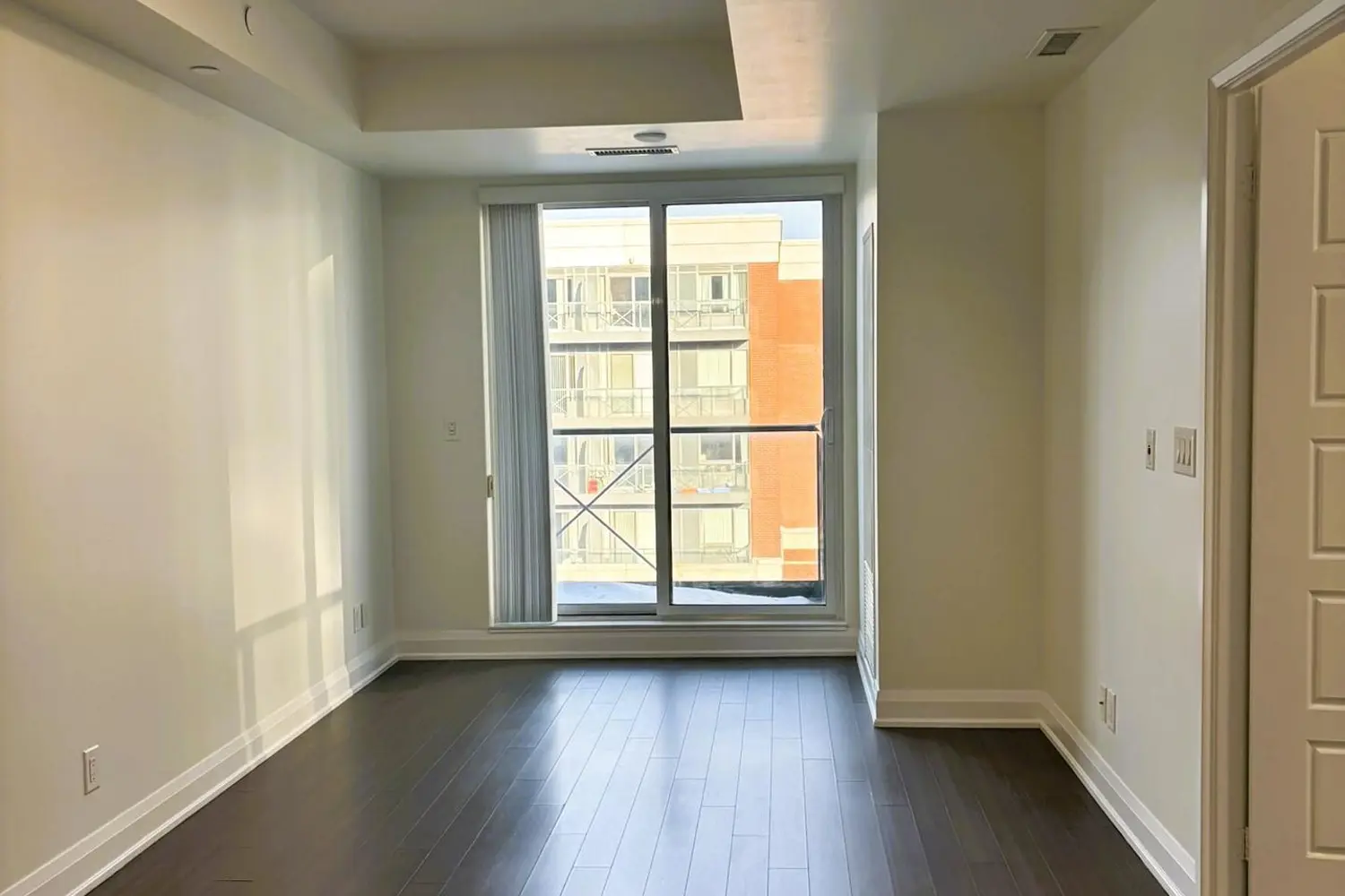 1 Uptown Drive 603 photo 4
