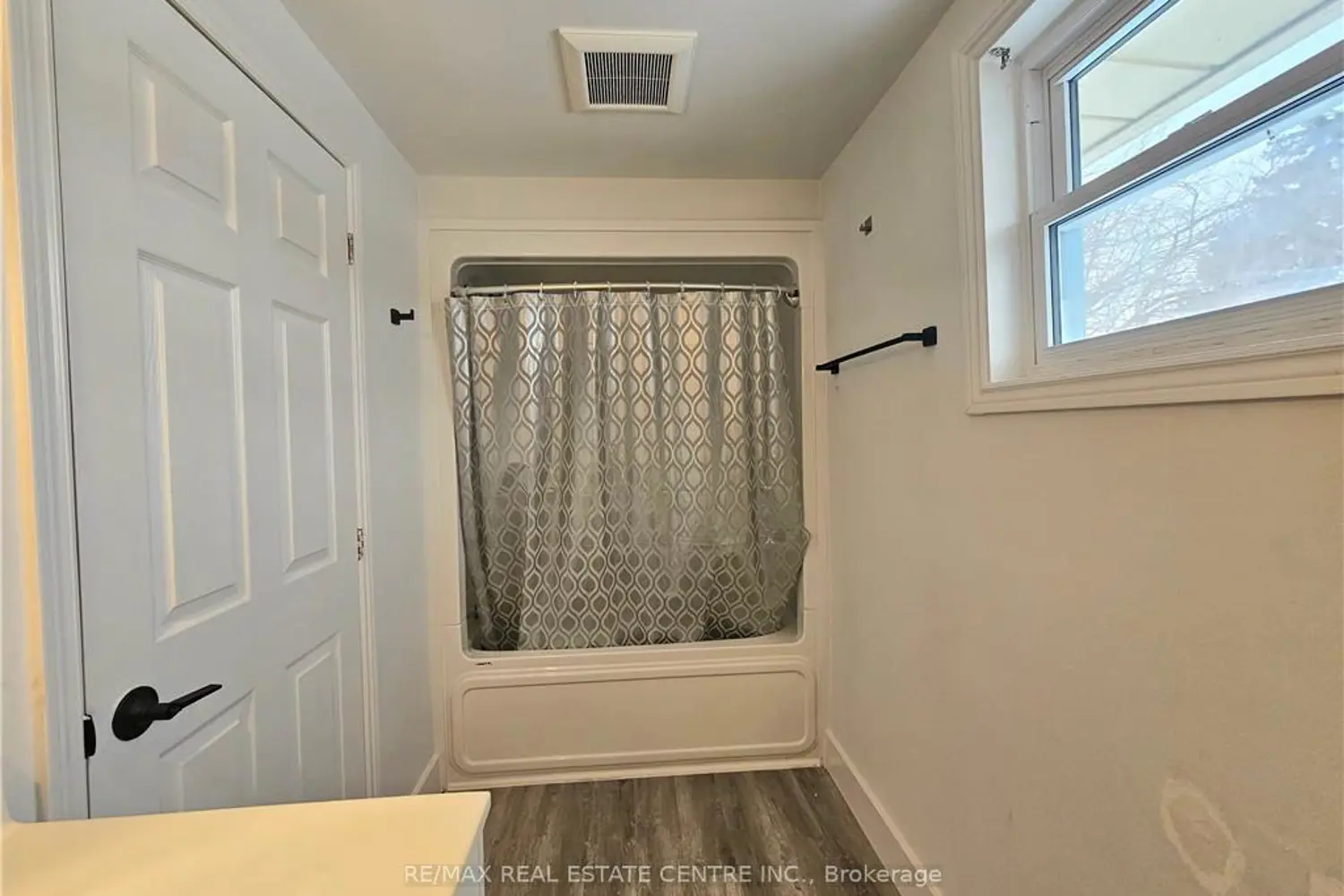 Additional image 14 of 92 Copperfield Crescent