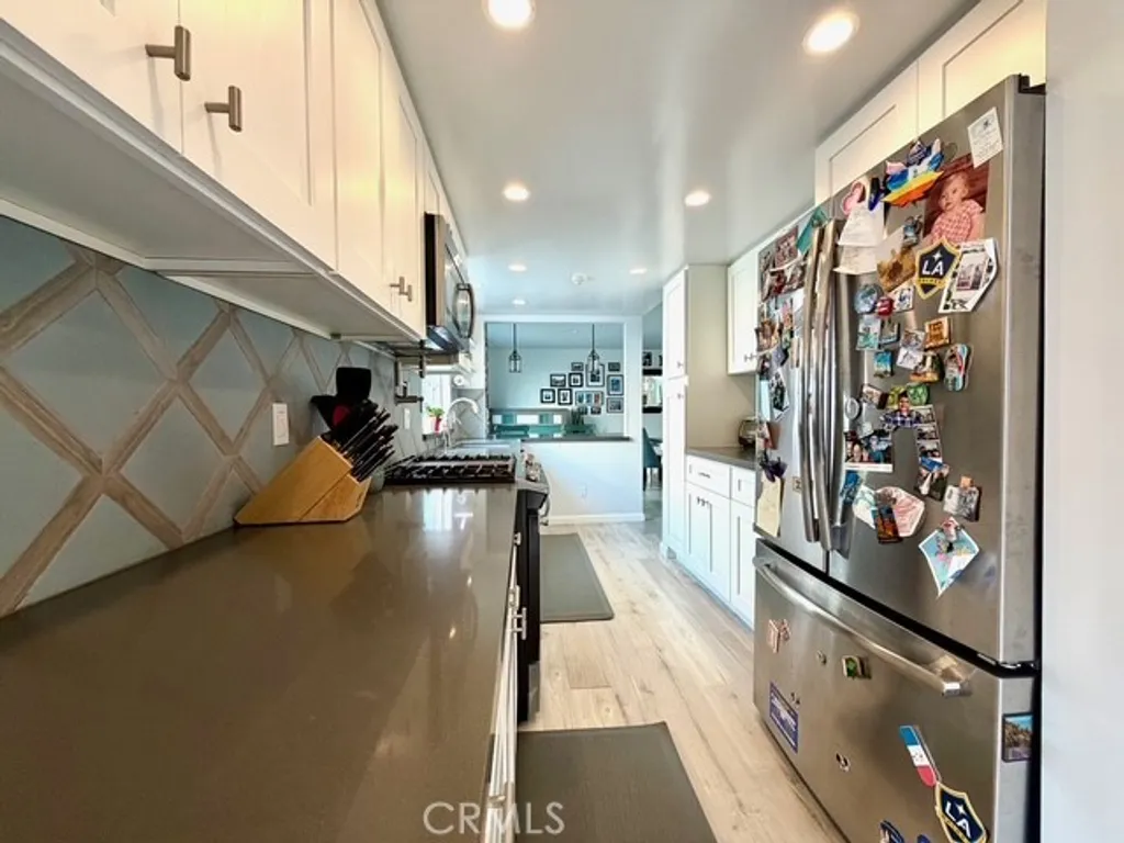 Additional image 10 of 619 N Guadalupe Ave Unit 2, Redondo Beach, CA 90277