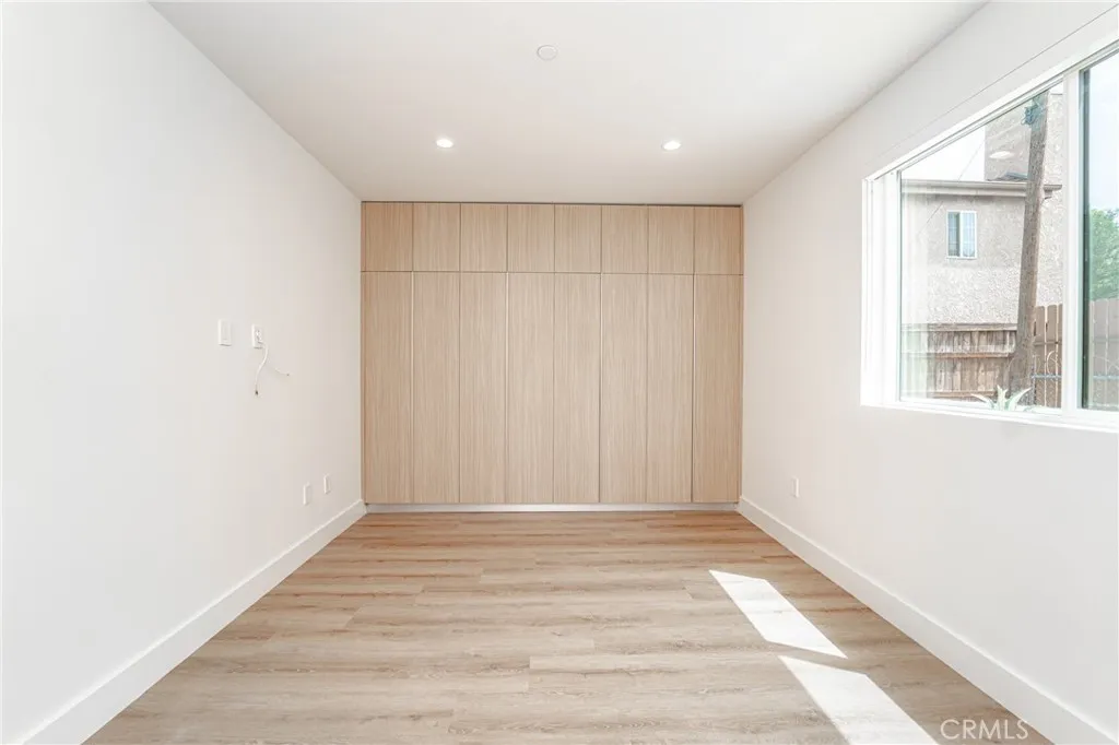 Additional image 15 of 2828 London Street Unit 206, Los Angeles, CA 90026