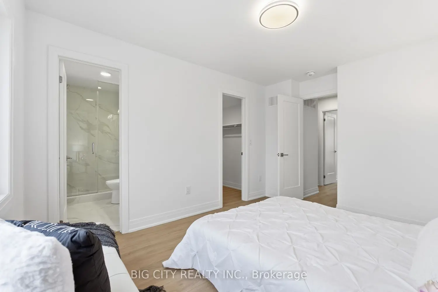 Additional image 10 of 68 Westholme Avenue 3
