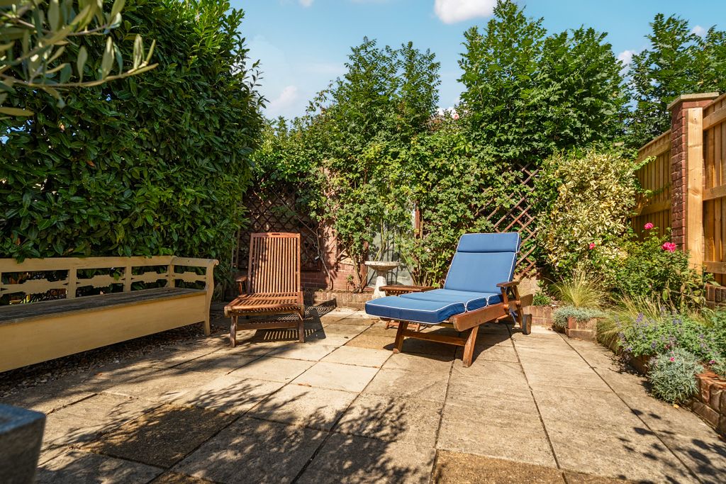 Additional image 14 of 3 bed maisonette for salePark Lane, Salisbury SP1
