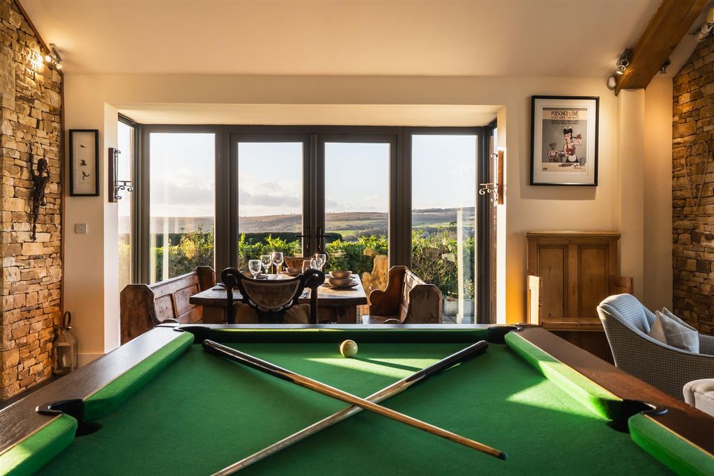 Additional image 7 of 6 bed detached house for saleHolmesfield, Dronfield S18