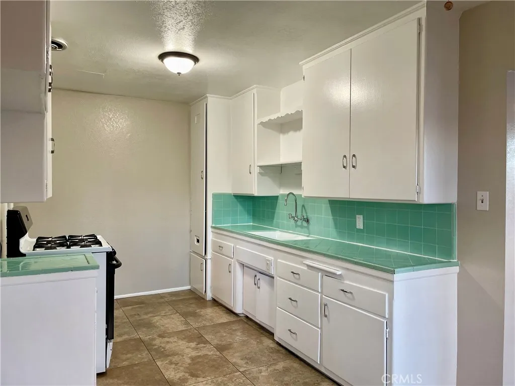 Additional image 17 of 311 N Beverly Court, Ontario, CA 91762