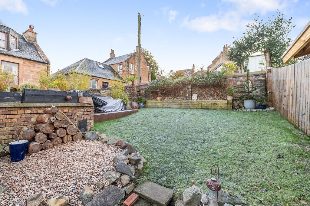 Additional image 23 of 4 bed flat for saleLion Well Wynd, Linlithgow EH49