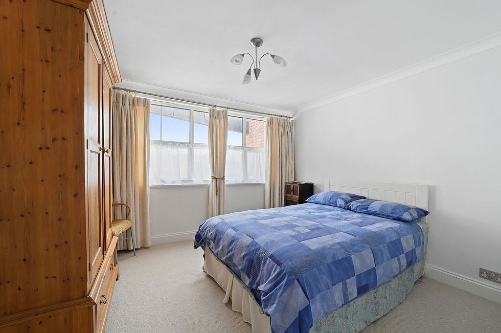 Additional image 8 of 3 bed maisonette for saleThoroughfare, Woodbridge IP12