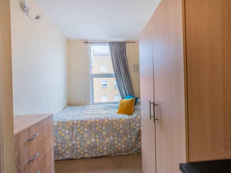 Room in a Shared House, Cannon St Rd, E1, N1 7GU