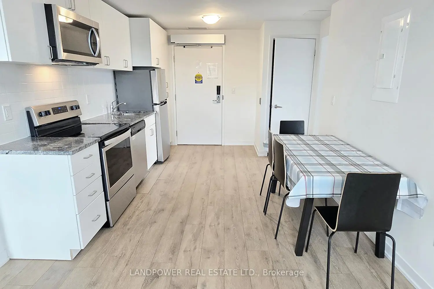 Additional image 9 of 1800 Simcoe Street 313