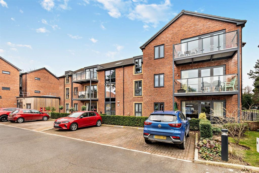 Additional image 20 of 2 bed flat for saleStapleton Court, Waller Grove, Swanland HU14