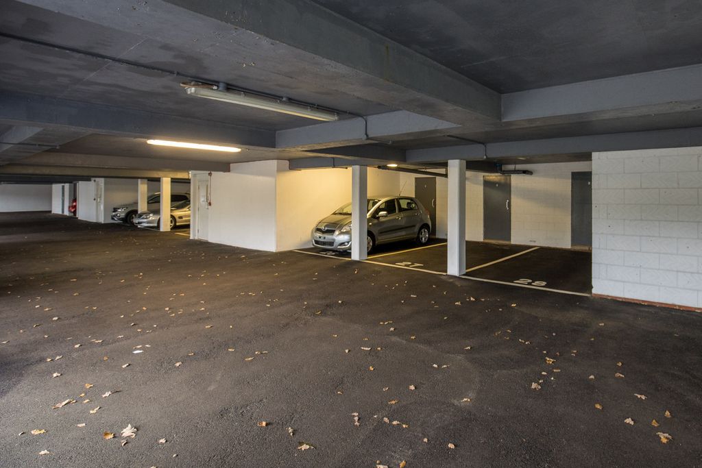 Additional image 20 of 2 bed flat for saleWest Hill, Oxted RH8