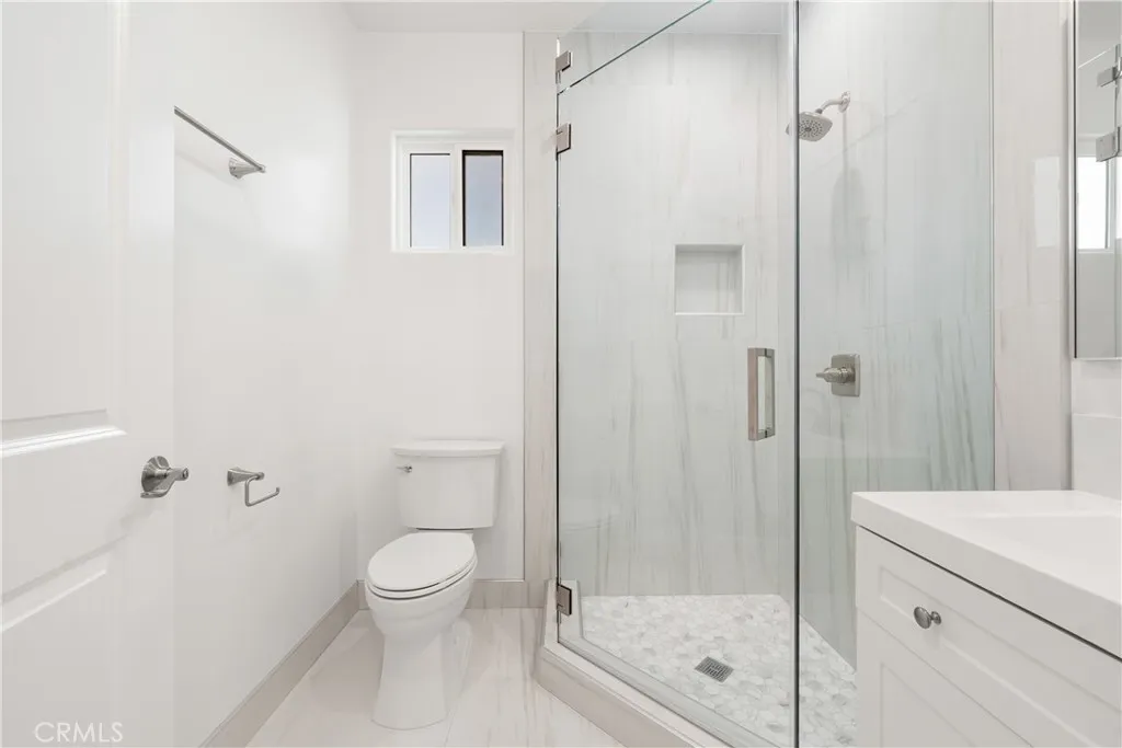 Additional image 9 of 19953 Lassen Street, Chatsworth, CA 91311